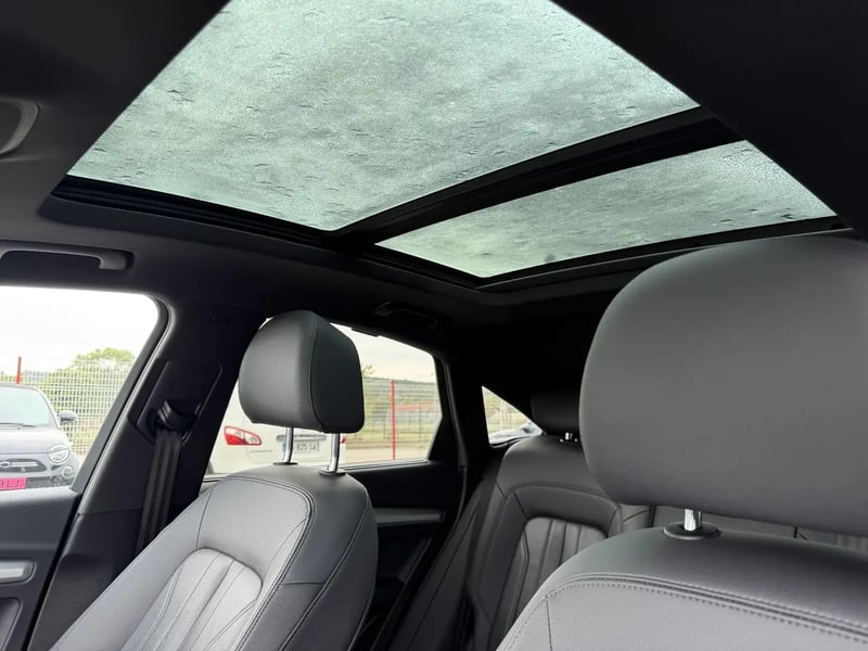 Photo de la voiture AUDI Q5 SPORTBACK 40 TDI 204 S tronic 7 Quattro Design