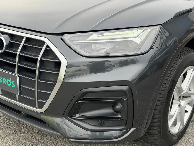 Photo de la voiture AUDI Q5 SPORTBACK 40 TDI 204 S tronic 7 Quattro Design