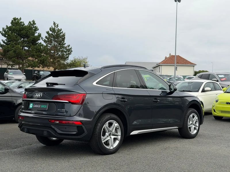 Photo de la voiture AUDI Q5 SPORTBACK 40 TDI 204 S tronic 7 Quattro Design