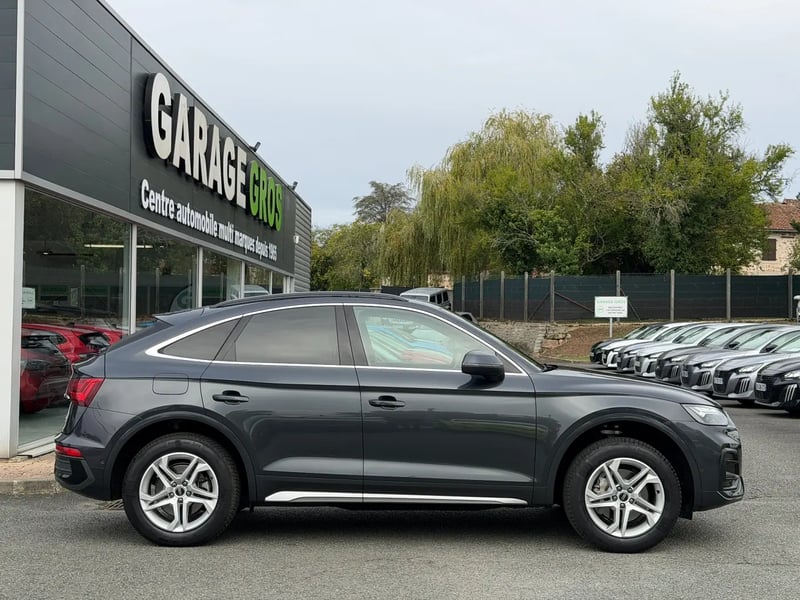 Photo de la voiture AUDI Q5 SPORTBACK 40 TDI 204 S tronic 7 Quattro Design