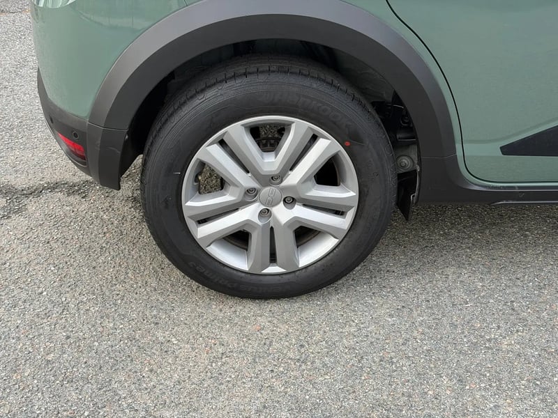 Photo de la voiture DACIA SANDERO TCe 90 CVT Stepway Expression