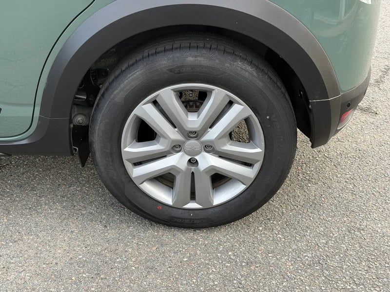 Photo de la voiture DACIA SANDERO TCe 90 CVT Stepway Expression