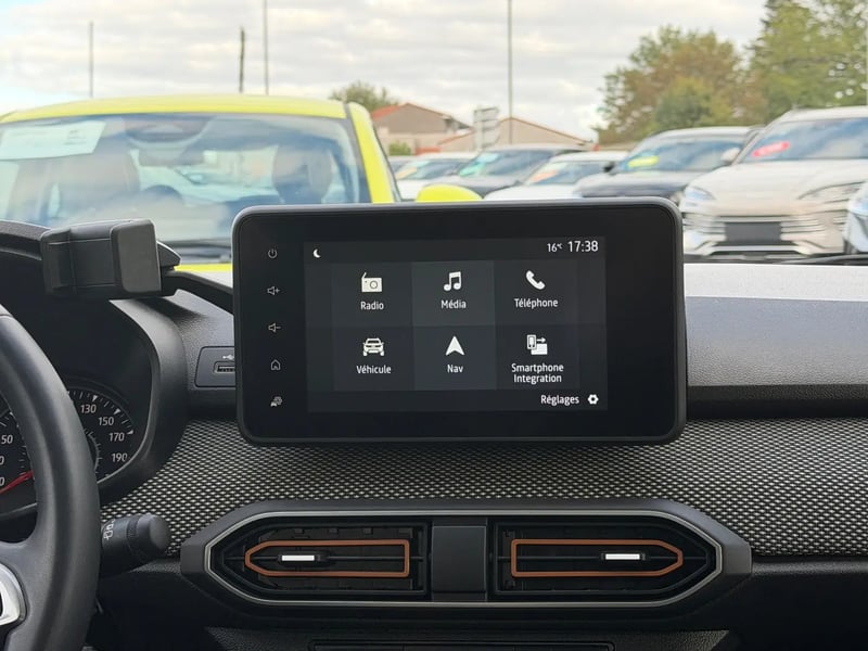 Photo de la voiture DACIA SANDERO TCe 90 CVT Stepway Expression