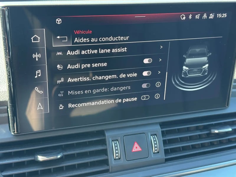 Photo de la voiture AUDI Q5 SPORTBACK 40 TDI 204 S tronic 7 Quattro Design