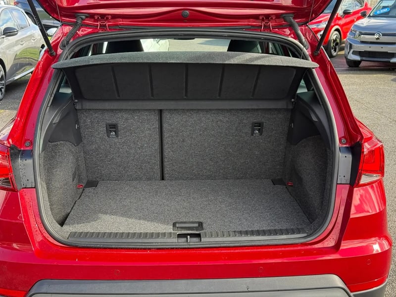 Photo de la voiture SEAT ARONA 1.0 TSI 110 ch Start/Stop BVM6 FR