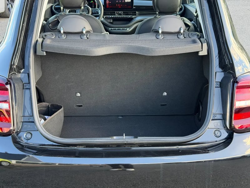 Photo de la voiture FIAT 500e BERLINE 500 e 118 ch Nouvelle 500