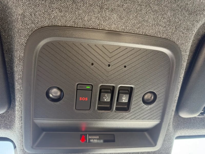 Photo de la voiture DACIA BIGSTER HYBRID 155 Journey