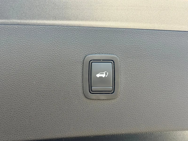 Photo de la voiture DACIA BIGSTER HYBRID 155 Journey