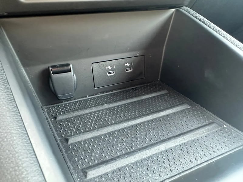 Photo de la voiture RENAULT SYMBIOZ E-Tech full hybrid 145 Iconic