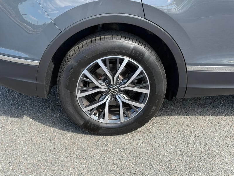 Photo de la voiture VOLKSWAGEN TIGUAN 2.0 TDI 150ch DSG7 Life