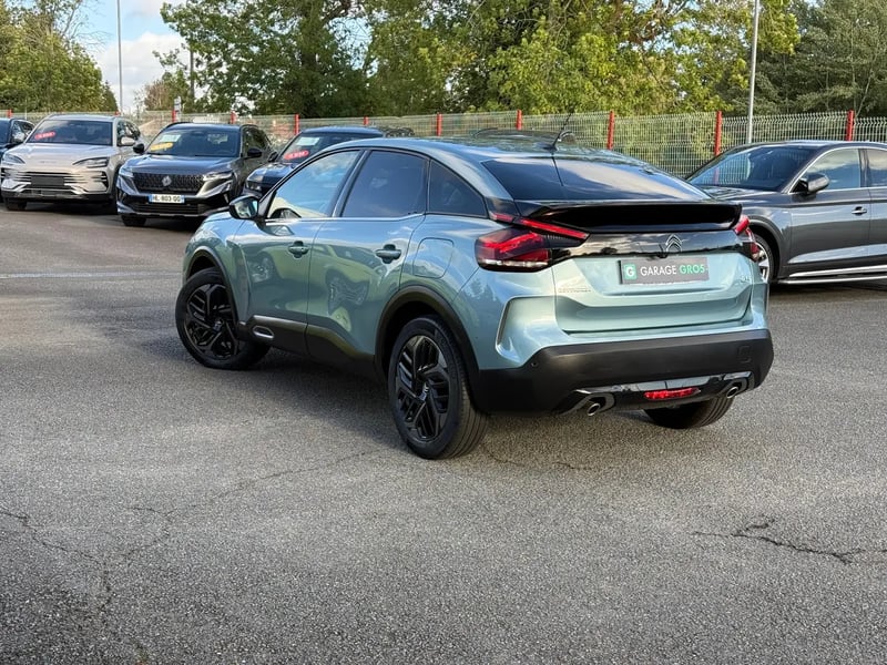 Photo de la voiture CITROEN C4 PureTech 130 S&S EAT8 Shine