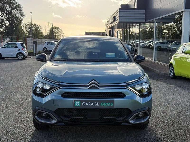 Photo de la voiture CITROEN C4 PureTech 130 S&S EAT8 Shine