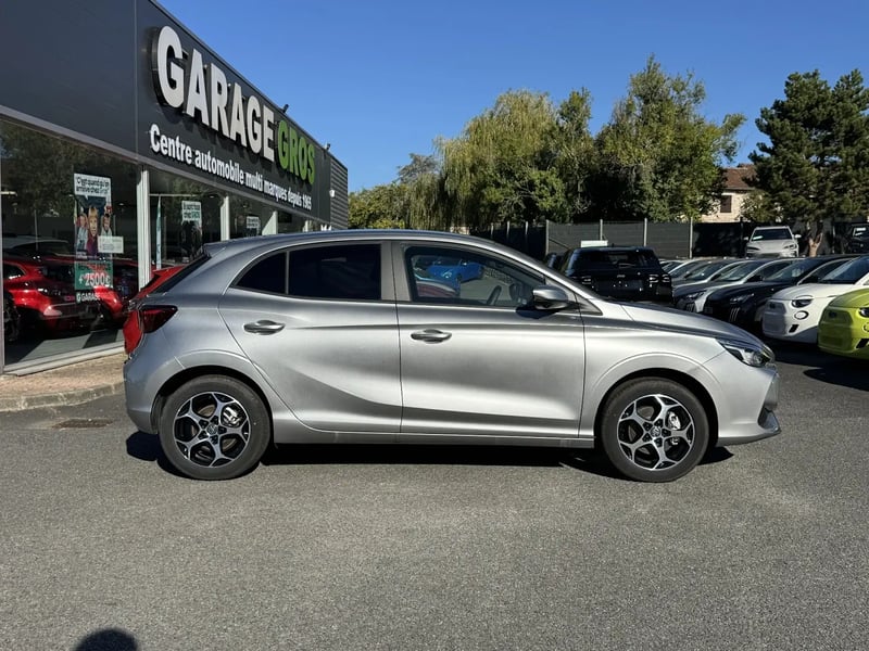Photo de la voiture MG MG3 1.5 L Hybrid+ 195 ch Luxury