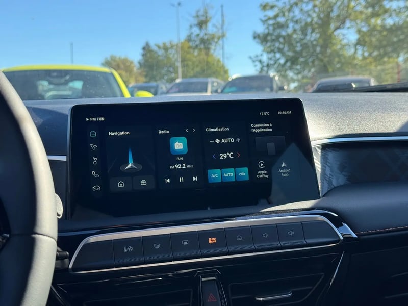 Photo de la voiture MG MG3 1.5 L Hybrid+ 195 ch Luxury