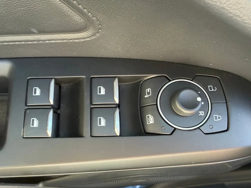 Photo de la voiture FORD FOCUS SW 1.0 EcoBoost 125 S&S mHEV ST-Line X