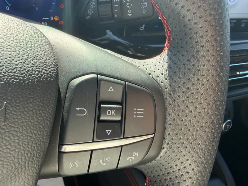 Photo de la voiture FORD FOCUS SW 1.0 EcoBoost 125 S&S mHEV ST-Line X