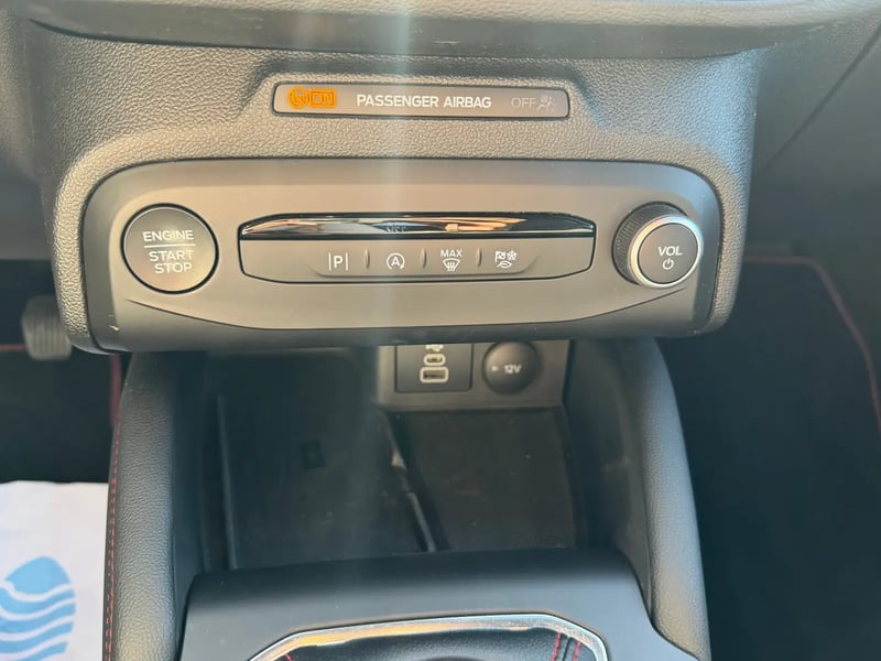 Photo de la voiture FORD FOCUS SW 1.0 EcoBoost 125 S&S mHEV ST-Line X