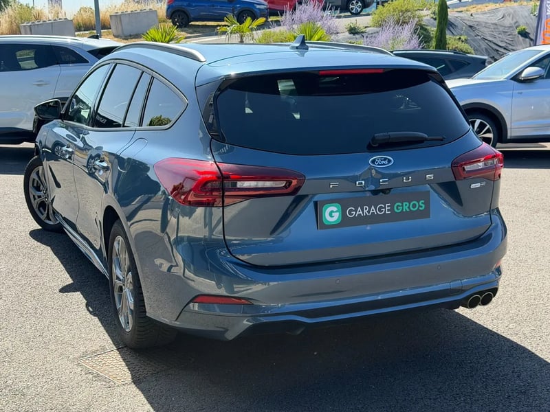 Photo de la voiture FORD FOCUS SW 1.0 EcoBoost 125 S&S mHEV ST-Line X