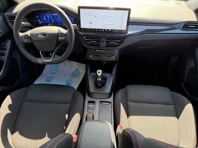 Photo de la voiture FORD FOCUS SW 1.0 EcoBoost 125 S&S mHEV ST-Line X