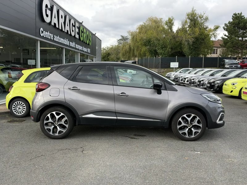 Photo de la voiture RENAULT CAPTUR dCi 90 Energy EDC Intens