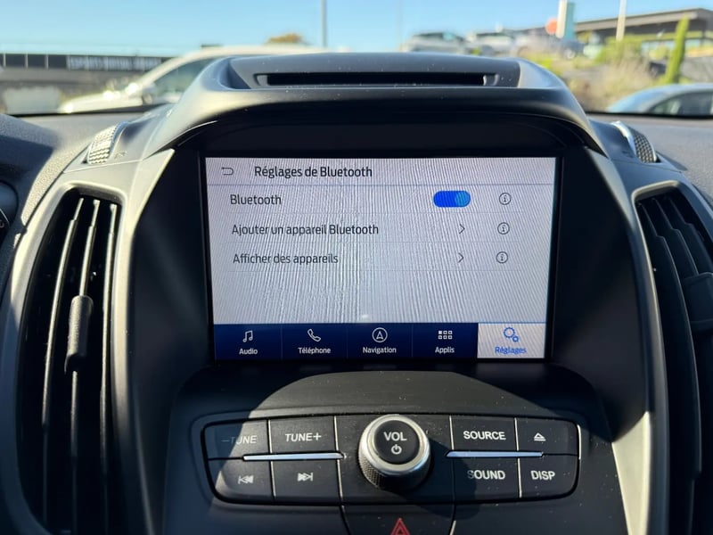 Photo de la voiture FORD KUGA 2.0 TDCi 120 S&S 4x2 BVM6 Titanium