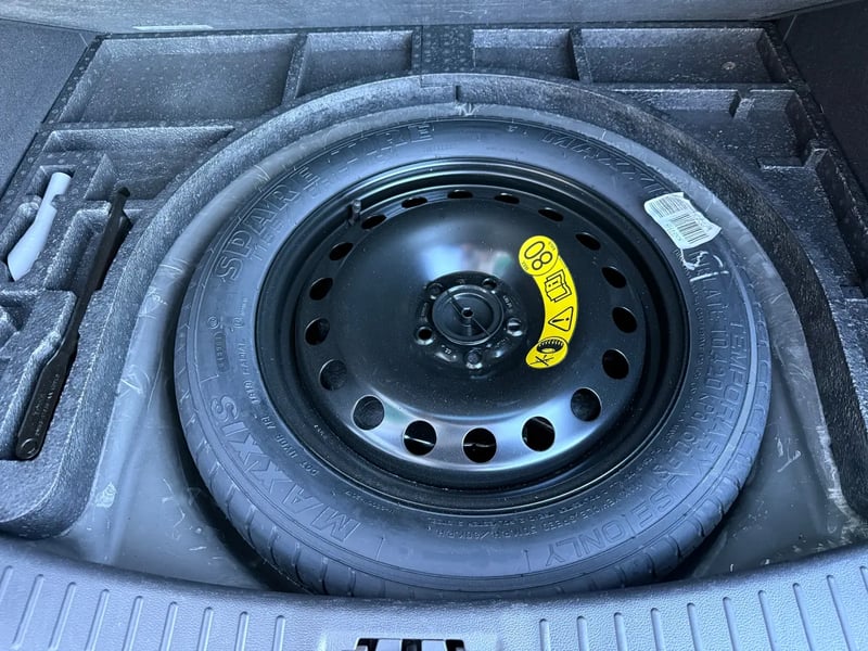 Photo de la voiture FORD KUGA 2.0 TDCi 120 S&S 4x2 BVM6 Titanium