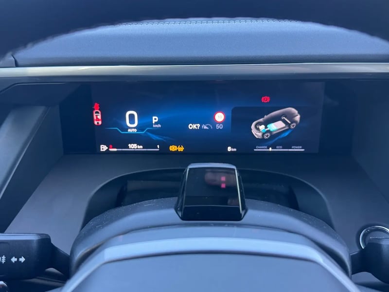Photo de la voiture JEEP COMPASS 1.2 Turbo T3 145 ch BVR6 e-Hybrid Summit