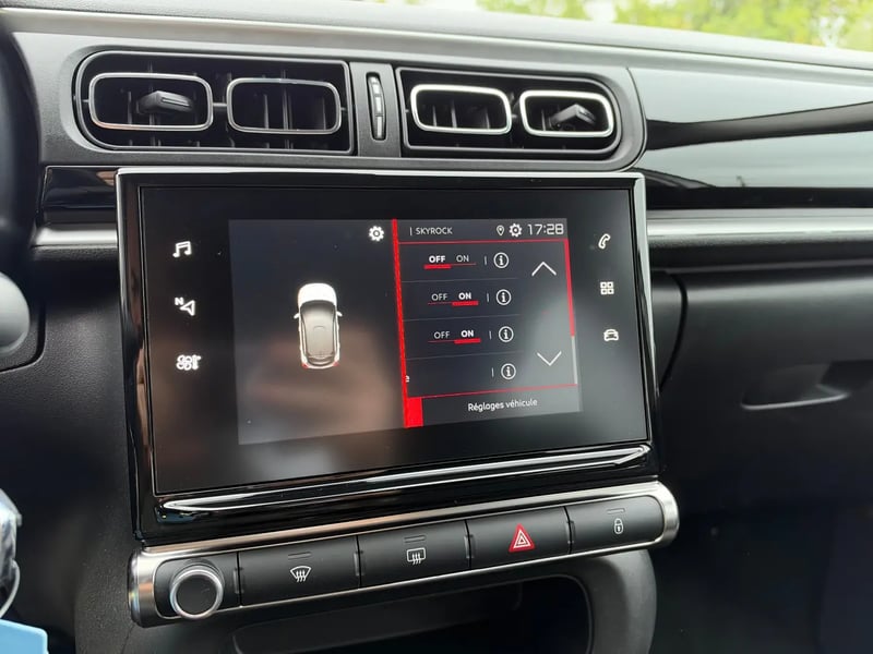 Photo de la voiture CITROEN C3 PureTech 110 ch BVM6 Max