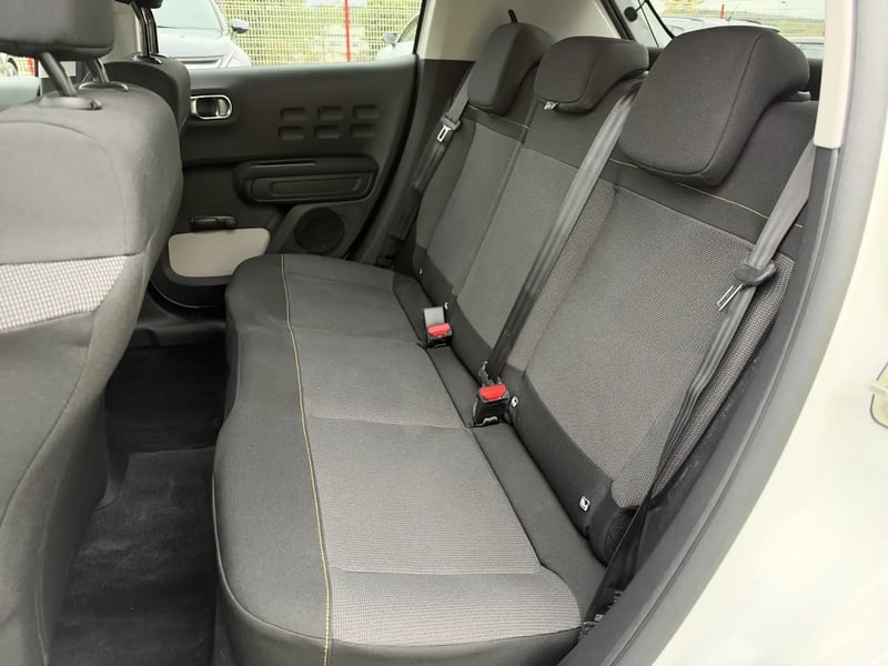 Photo de la voiture CITROEN C3 PureTech 110 ch BVM6 Max