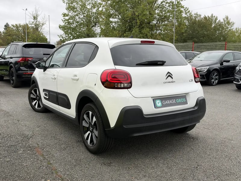 Photo de la voiture CITROEN C3 PureTech 110 ch BVM6 Max