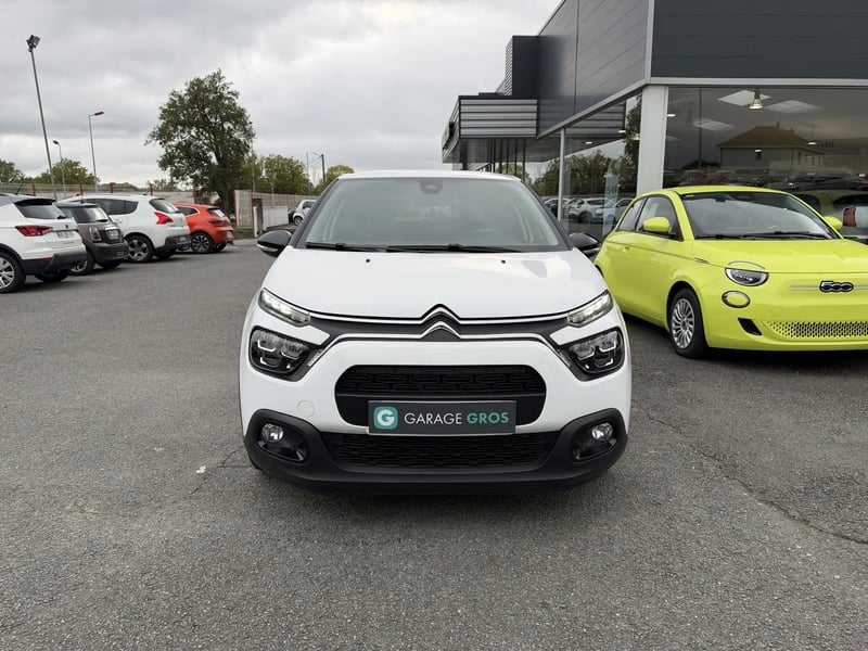 Photo de la voiture CITROEN C3 PureTech 110 ch BVM6 Max
