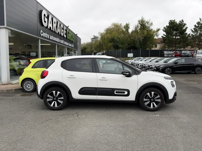 Photo de la voiture CITROEN C3 PureTech 110 ch BVM6 Max