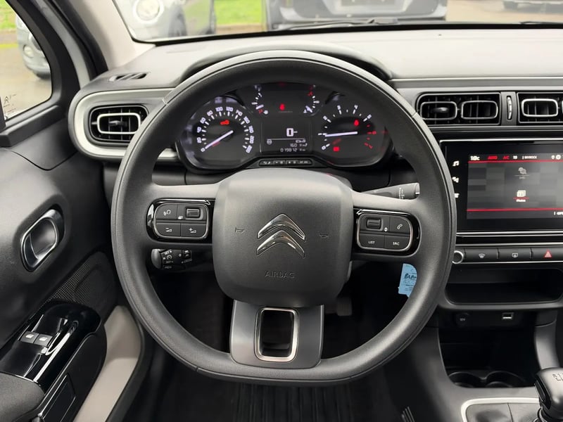 Photo de la voiture CITROEN C3 PureTech 110 ch BVM6 Max