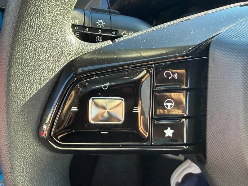 Photo de la voiture MG MG3 1.5 L Hybrid+ 195 ch Standard
