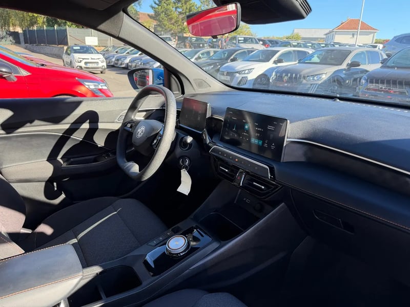 Photo de la voiture MG MG3 1.5 L Hybrid+ 195 ch Standard