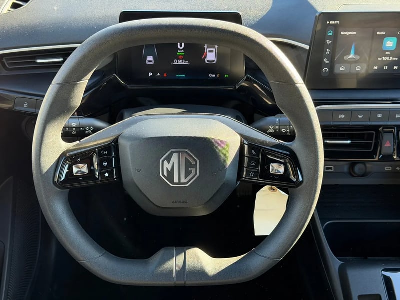 Photo de la voiture MG MG3 1.5 L Hybrid+ 195 ch Standard