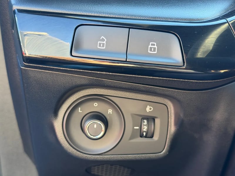 Photo de la voiture MG MG3 1.5 L Hybrid+ 195 ch Standard