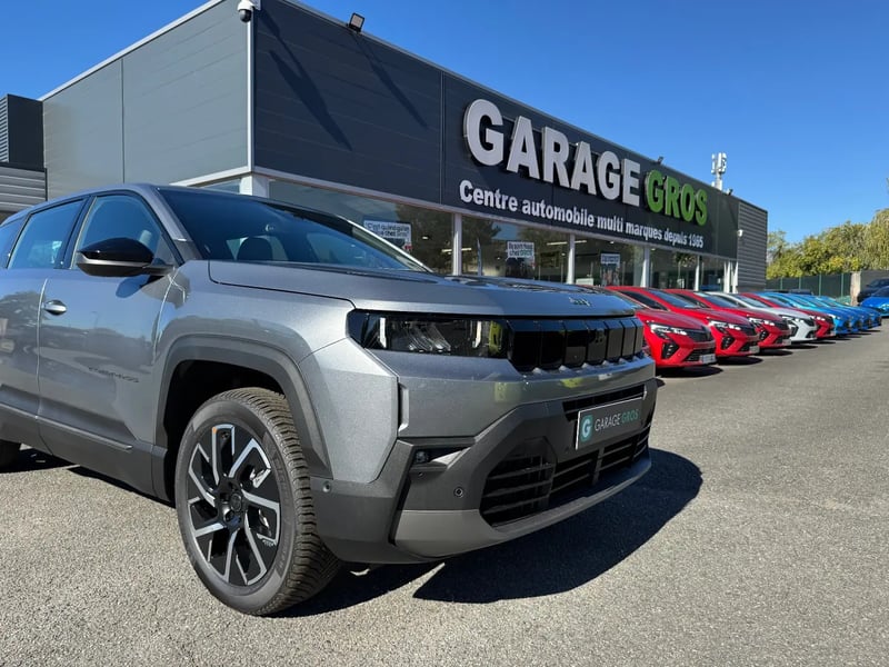 Photo de la voiture JEEP COMPASS 1.2 Turbo T3 145 ch BVR6 e-Hybrid Altitude