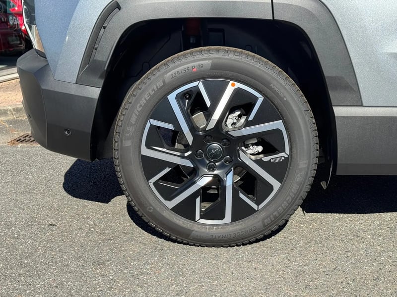 Photo de la voiture JEEP COMPASS 1.2 Turbo T3 145 ch BVR6 e-Hybrid Altitude