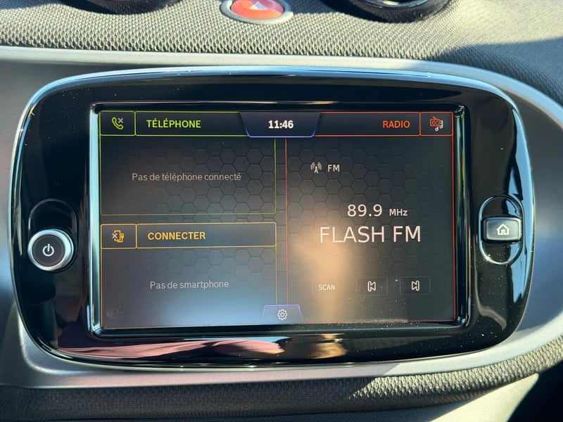 Photo de la voiture SMART FORTWO COUPE EQ 82 ch Passion