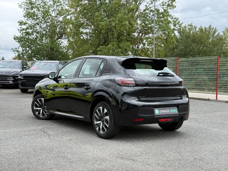Photo de la voiture PEUGEOT 208 Hybrid 100 e-DCS6 Style