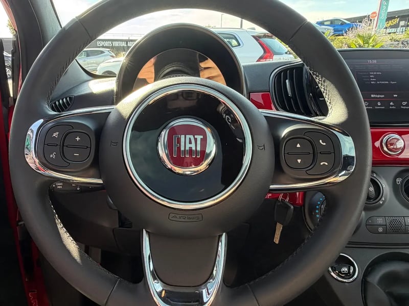 Photo de la voiture FIAT 500 SERIE 9 EURO 6D-FULL 1.0 70 ch Hybride BSG S/S (RED)
