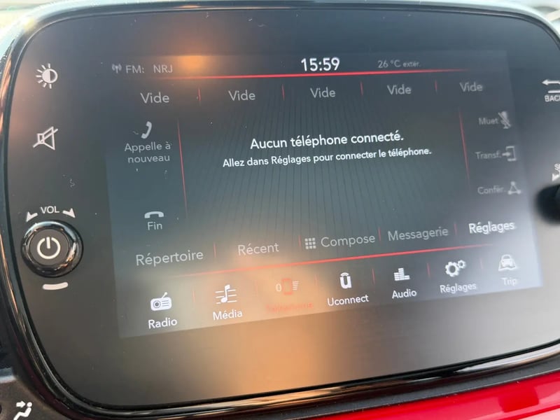 Photo de la voiture FIAT 500 SERIE 9 EURO 6D-FULL 1.0 70 ch Hybride BSG S/S (RED)