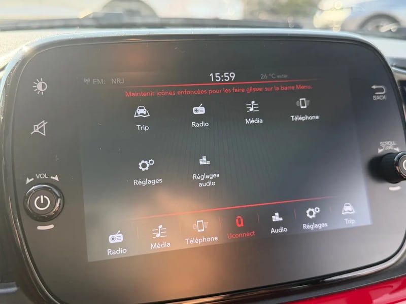 Photo de la voiture FIAT 500 SERIE 9 EURO 6D-FULL 1.0 70 ch Hybride BSG S/S (RED)