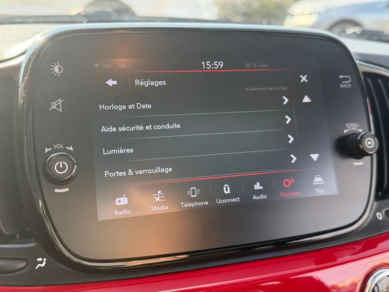 Photo de la voiture FIAT 500 SERIE 9 EURO 6D-FULL 1.0 70 ch Hybride BSG S/S (RED)