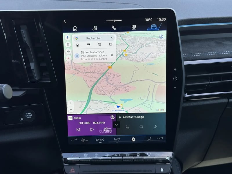 Photo de la voiture RENAULT ESPACE VI E-Tech full hybrid 200 GSR2 esprit Alpine