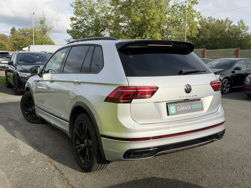 Photo de la voiture VOLKSWAGEN TIGUAN 1.5 TSI 150ch DSG7 R-Line