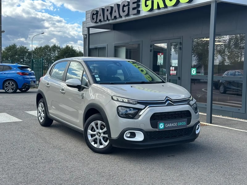 Photo de la voiture CITROEN C3 PureTech 83 S&S BVM5 YOU!