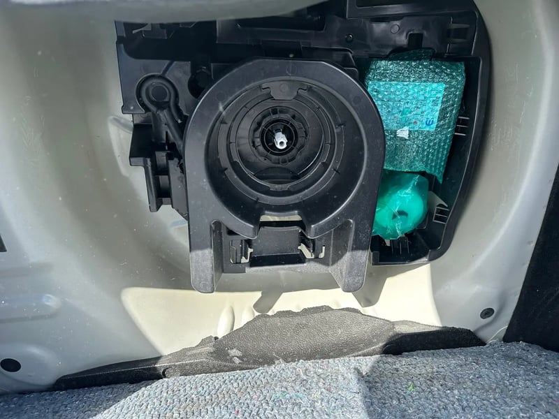 Photo de la voiture CITROEN C3 PureTech 83 S&S BVM5 YOU!