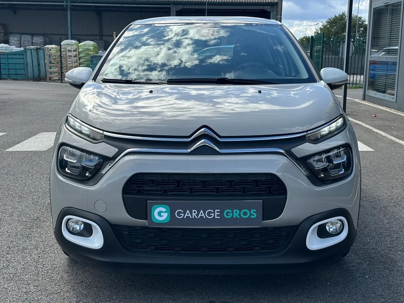 Photo de la voiture CITROEN C3 PureTech 83 S&S BVM5 YOU!